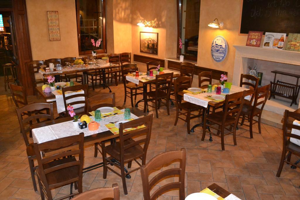 קאבאיון ורונסה Locanda La Sosta מראה חיצוני תמונה