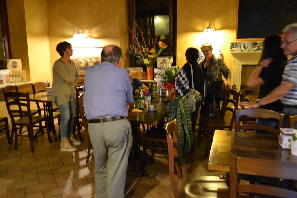 קאבאיון ורונסה Locanda La Sosta מראה חיצוני תמונה