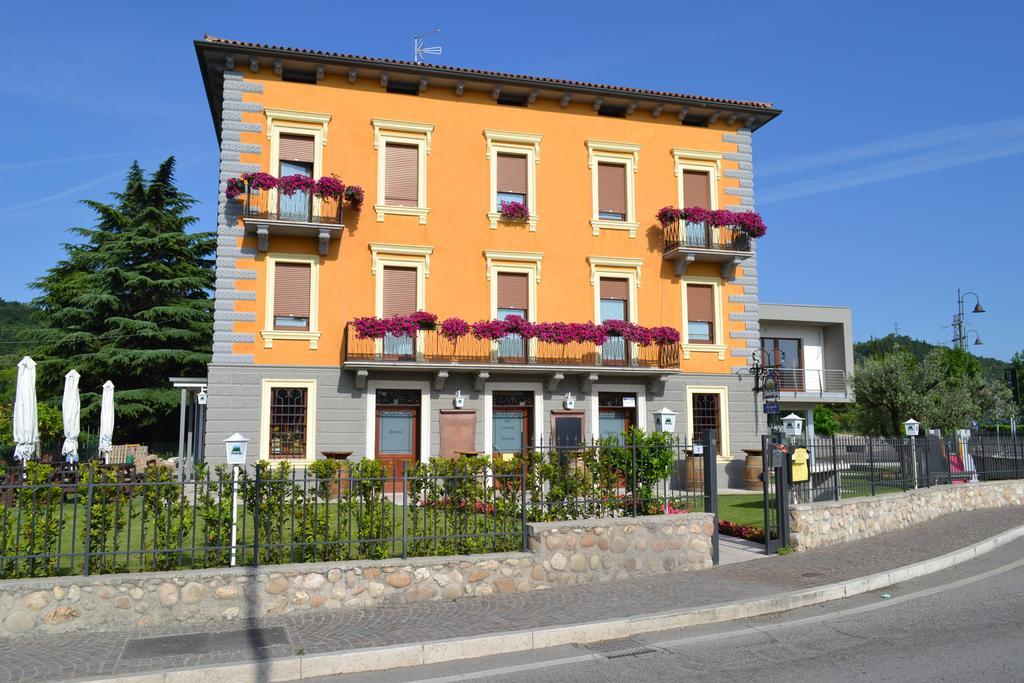 קאבאיון ורונסה Locanda La Sosta מראה חיצוני תמונה